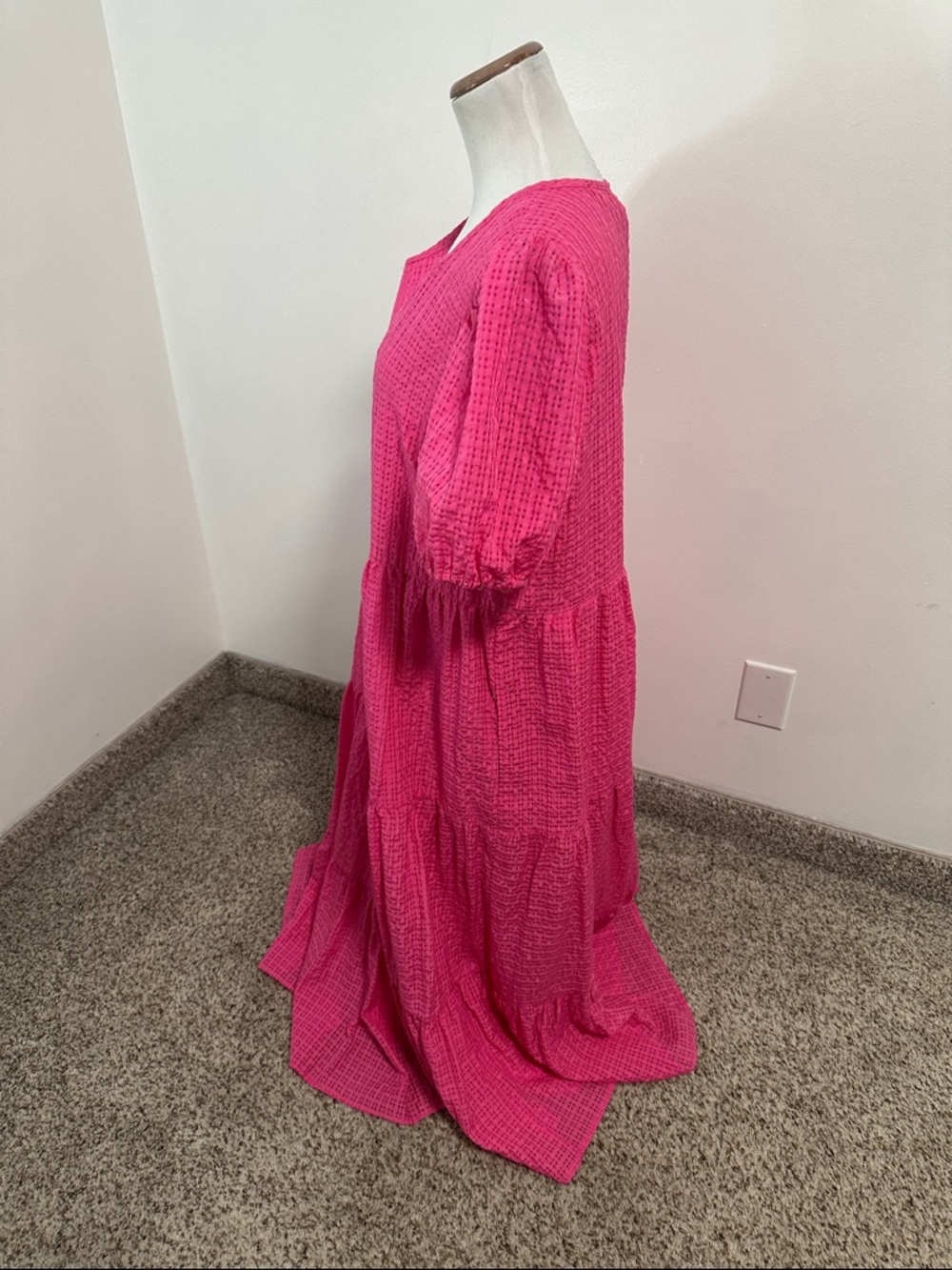 🐨 Crown & Ivy Maxi Dress - Picture 2 of 5